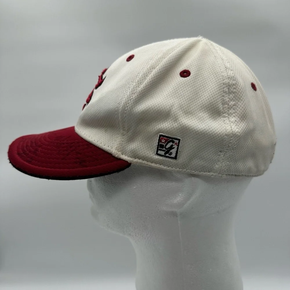 The Game Pro GP320 Gametek Size‎ 7 Hat Autographed South Carolina Gamecocks Cap